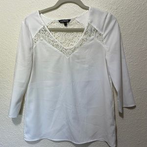 Express Women’s Lightweight White Blouse. Lace Trim. Very Good Condition. Size S
